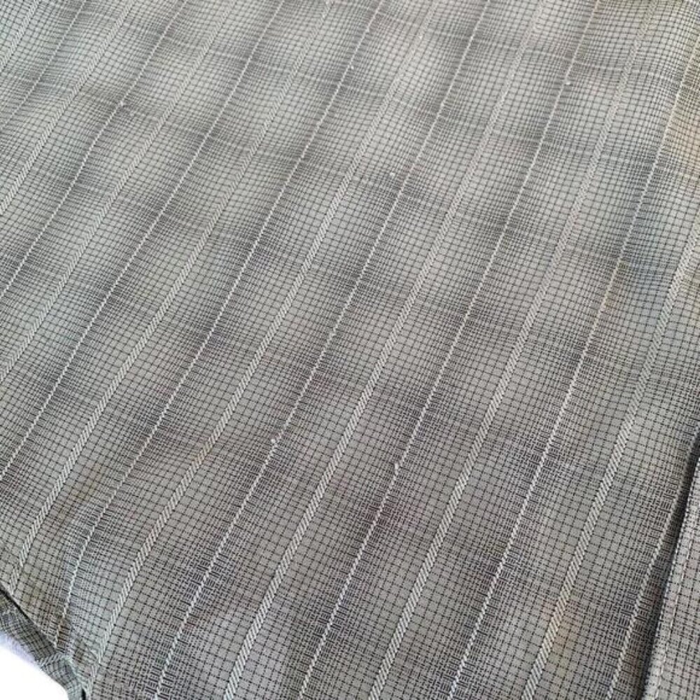 Haggar Mens Luury Microfibre Long Sleeve Gray Plaid Shirt Size L Defect - Picture 7 of 8